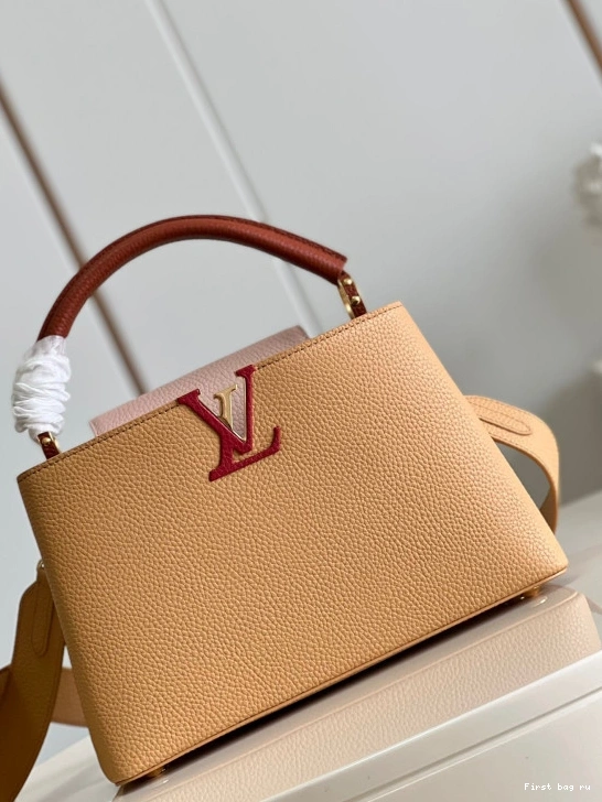 First bag ru LOUIS CAPUCINES VUITTON MM 0803